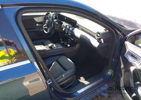 2021 Mercedes-Benz A 220 4Matic из США, поврежденный, VIN W1K3G4FB5MJ283395